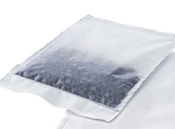 HDPE与杜邦™ Tyvek® 材料的组合使产品能够使用通过包装材料表面的水蒸气进行消毒。